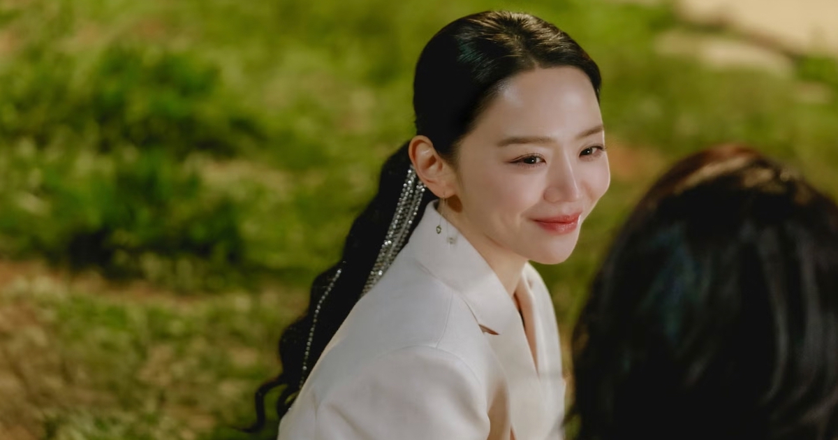 從地攤貨到頂級精品！《莎拉的真偽人生》致敬韓國真實詐騙案，撕開上流社會的虛榮遮羞布